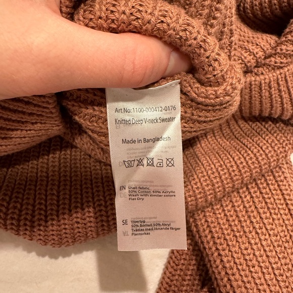 NA-KD Knit Sweater Crewneck V-Neck Mauve Rose Sweater size small - Picture 5 of 6